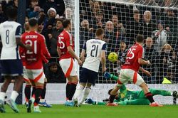 Tin nóng thể thao 20/12: Tottenham loại MU khỏi cúp Liên đoàn; ĐT Việt Nam nhận 'tối hậu thư' từ sếp lớn VFF