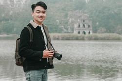 Ca sĩ Đinh Xuân Đạt ra MV đầu tay 'Hoàn Kiếm' về Hà Nội