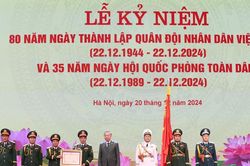 Tô thắm truyền thống vẻ vang Quân đội nhân dân Việt Nam, quân đội anh hùng của dân tộc anh hùng