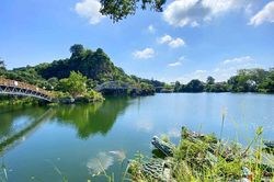 Du ngoạn hồ ông Thoại