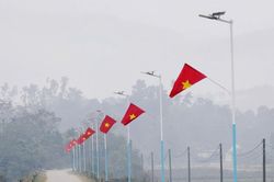 Khánh thành công trình 'Thắp sáng đường quê' trị giá hơn 300 triệu đồng ở xã Thanh Tùng (Thanh Chương)