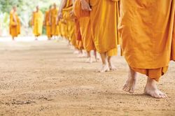 Giới luật của người xuất gia
