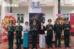 Khánh thành tượng đài 'Bác Hồ với chiến sĩ biên phòng'