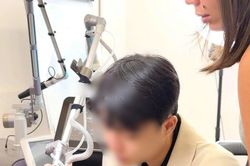 Nam thanh niên bị nhiễm trùng và tổn thương cơ tim khi đi xóa xăm vùng lưng