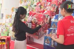 Quà Tết giá bình dân được ưa chuộng tại TP.HCM