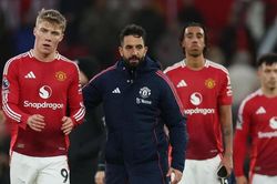 MU đứng thứ 13 Premier League: Amorim lạc lối trong mớ hỗn độn
