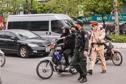 Mười tổ công tác đặc biệt: Giải pháp đột phá cho trật tự an toàn giao thông Hà Nội