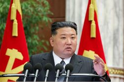 Nhà lãnh đạo Kim Jong-un công bố chiến lược cứng rắn đối phó Mỹ