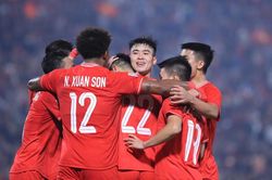 Có Duy Mạnh, HLV Kim Sang Sik không gọi Quế Ngọc Hải là đúng