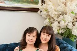 Vẻ đẹp 'không phải dạng vừa' của mẹ ruột Táo Y Tế Vân Dung