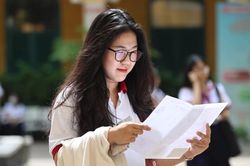 Tuyển sinh đại học năm 2025: Bám sát chương trình mới