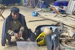 Tóm gọn đối tượng ném bọc ma túy để chạy trốn