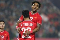 Nhường Tiến Linh đá penalty, Xuân Son nói 'không quan tâm ghi được bao nhiêu bàn'