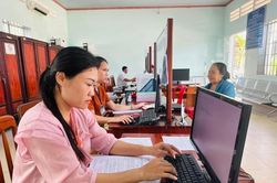 Chế độ, chính sách đối với cán bộ, công chức, viên chức, người lao động thuộc diện sắp xếp tổ chức bộ máy sẽ ra sao?