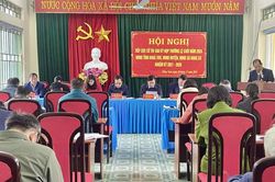 Phó Chủ tịch HĐND tỉnh Nông Thanh Tùng dự hội nghị tiếp xúc cử tri sau Kỳ họp (thường lệ) cuối năm tại xã Hồng Nam (Hòa An)