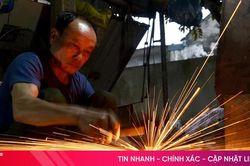 Làng rèn Trung Lương hối hả sản xuất hàng Tết