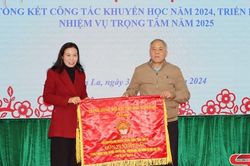 Đẩy mạnh công tác khuyến học khuyến tài xây dựng xã hội học tập