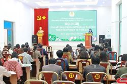 Chăm lo, bảo vệ quyền và lợi ích hợp pháp của đoàn viên, người lao động