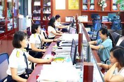 Thu ngân sách nhà nước vượt dự toán ở mức cao dù vẫn duy trì các chính sách hỗ trợ