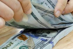 Tỷ giá năm 2025 có tiếp tục chịu nhiều áp lực?