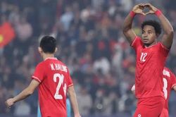 Nguyễn Xuân Son lập cú đúp ghi bàn tại ASEAN Cup