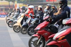 Giảm tình trạng tham gia giao thông kiểu 'điền vào chỗ trống' vì sợ phạt