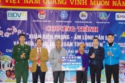 Sôi nổi chương trình 'Xuân Biên phòng - ấm lòng dân bản'