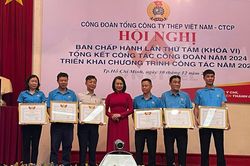Công đoàn Tổng công ty Thép Việt Nam - CTCP: Đón nhận và khen thưởng cho các công đoàn cơ sở, tập thể, cá nhân và các công trình thi đua năm 2024