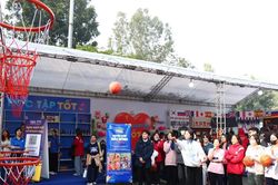Tưng bừng Ngày hội sinh viên toàn quốc 'Connect Fest 2025'