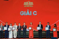 Báo Nghệ An đoạt 2 giải Diên Hồng lần thứ ba - 2025