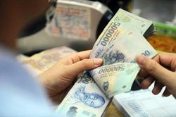 Cựu phó trưởng phòng ngân hàng lừa đảo hàng chục tỷ đồng