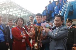 Góc nhìn 365: Món quà bất ngờ từ trái bóng