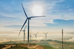 Xây dựng đường dây 220kV tại Nghệ An để mua điện gió từ Lào về Việt Nam