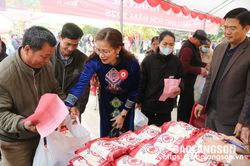 Hội Chữ thập đỏ tỉnh phối hợp tổ chức chương trình 'Chợ Tết Nhân ái' cấp tỉnh tại huyện Bình Gia