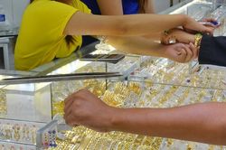 Giá vàng hôm nay 9/1/2025 leo thang, vàng miếng lên 86 triệu đồng