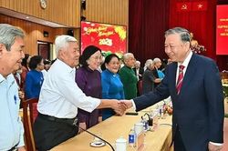Tổng Bí thư gặp mặt nguyên lãnh đạo Đảng, Nhà nước