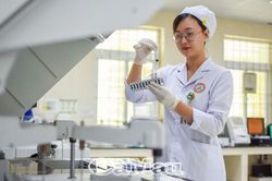 Bước tiến nâng chất hoạt động xét nghiệm