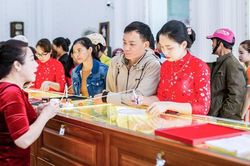 Gần Tết, giá vàng ở Nghệ An lại tăng cao