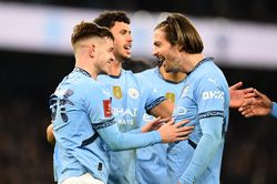 Man City lập kỷ lục với chiến thắng 8-0
