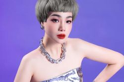 Ca sĩ Ngọc Khuê: Vẫn đậm chất 'chuồn chuồn ớt' năm xưa