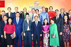 Lãnh đạo TPHCM đánh giá cao đóng góp của bạn bè quốc tế