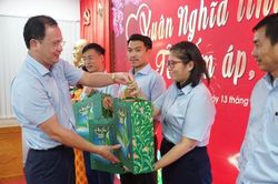'Xuân nghĩa tình dầu khí': Gắn kết người lao động PVMR, lan tỏa yêu thương