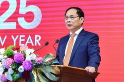 Phó Thủ tướng: Báo chí chung tay kể 'câu chuyện Việt Nam' đẹp và đáng tự hào