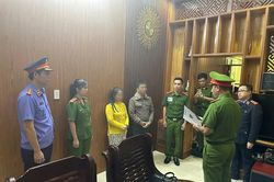 Truy tố vợ chồng chủ lò sản xuất chả có chứa hàn the