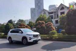 Những mẫu hybrid bán nhiều nhất tháng 12/2024