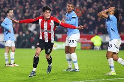 Ngoại hạng Anh đêm qua: Man City đánh rơi chiến thắng, Chelsea, Liverpool thoát hiểm