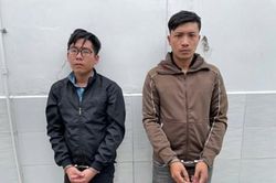 Bắt giữ 2 đối tượng buôn lậu pháo nổ tại TP HCM