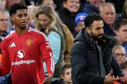 Tin chuyển nhượng 16/1: MU thay đổi kế hoạch chuyển nhượng; Real Madrid từ bỏ Alexander-Arnold