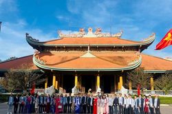 Kiều bào kết nối với vùng 'Đất thép thành đồng' - Củ Chi