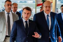 Tổng thống Pháp Macron thăm Liban giữa hy vọng tái thiết